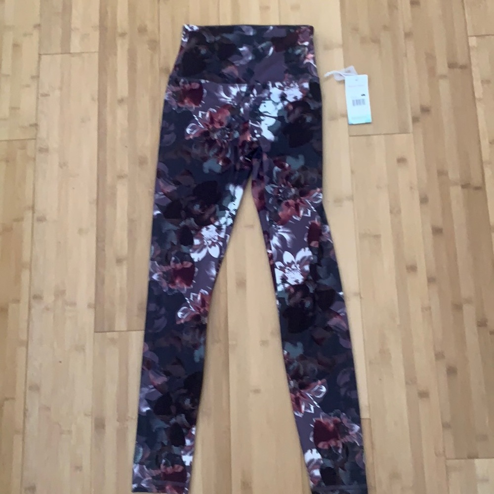 NWT leggings